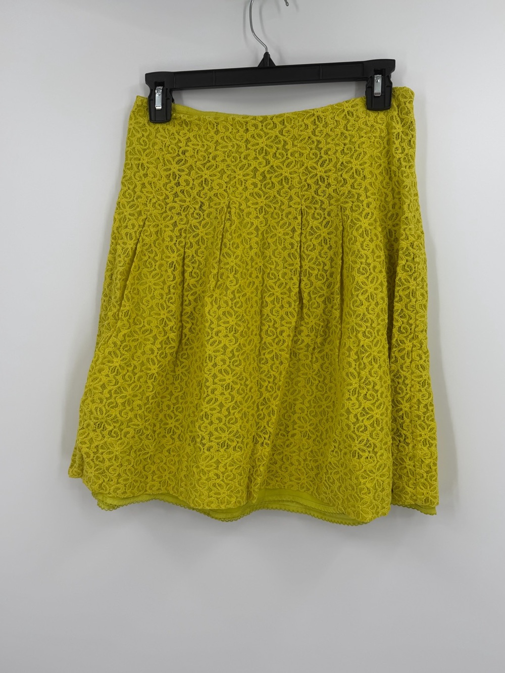 HD in Paris Anthropologie Yellow Lace Skirt - Size 2